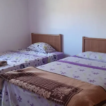 Bar Villamayor Couette-café Villamayor del Rio